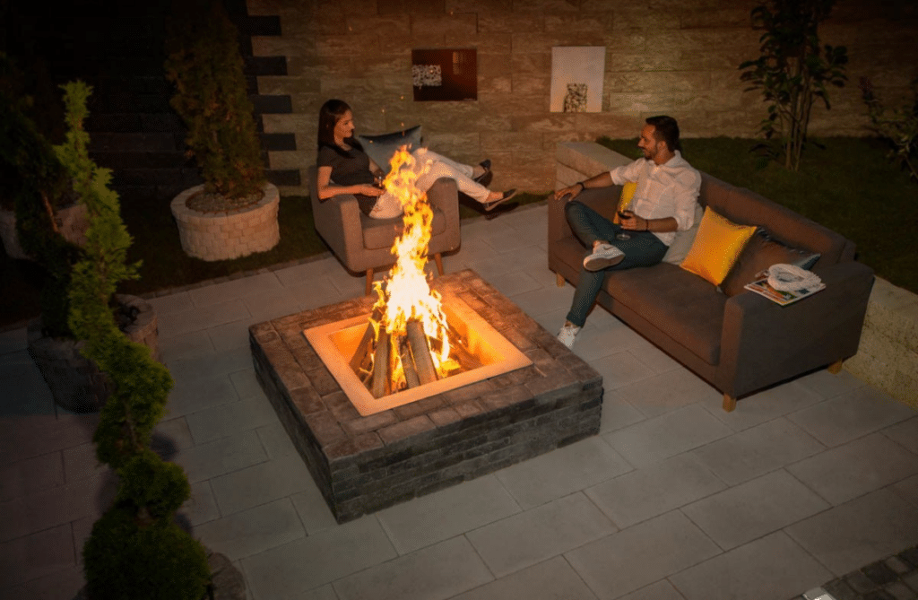 Pavajele - Jardiniere - Focar Quadra - Antracit - Setting