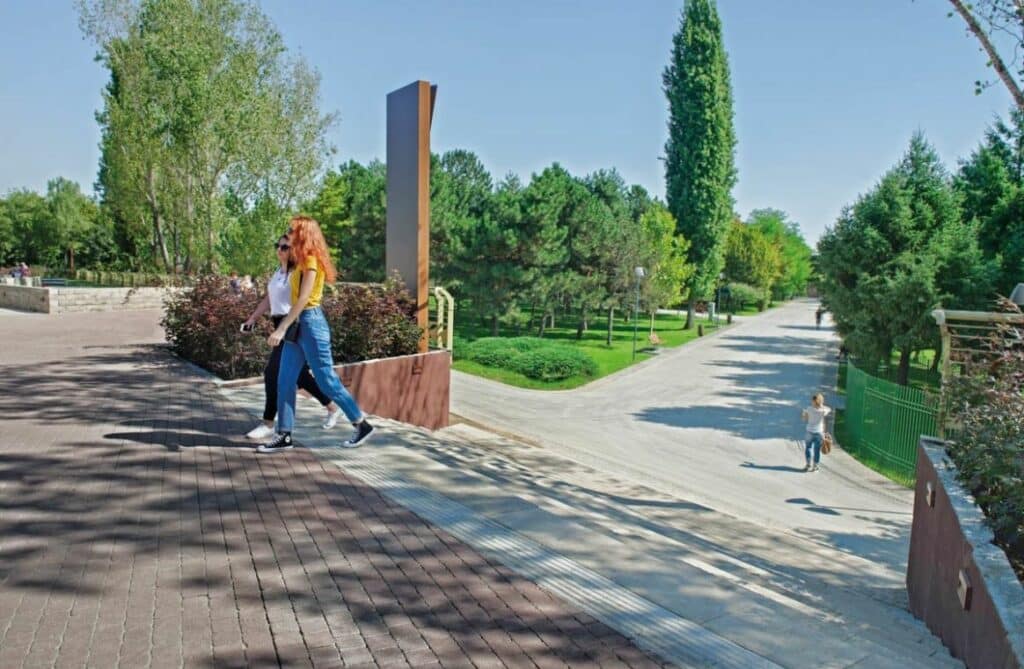 Pavajele - Pavaje - Antico P6 - Maro Patinat - Setting