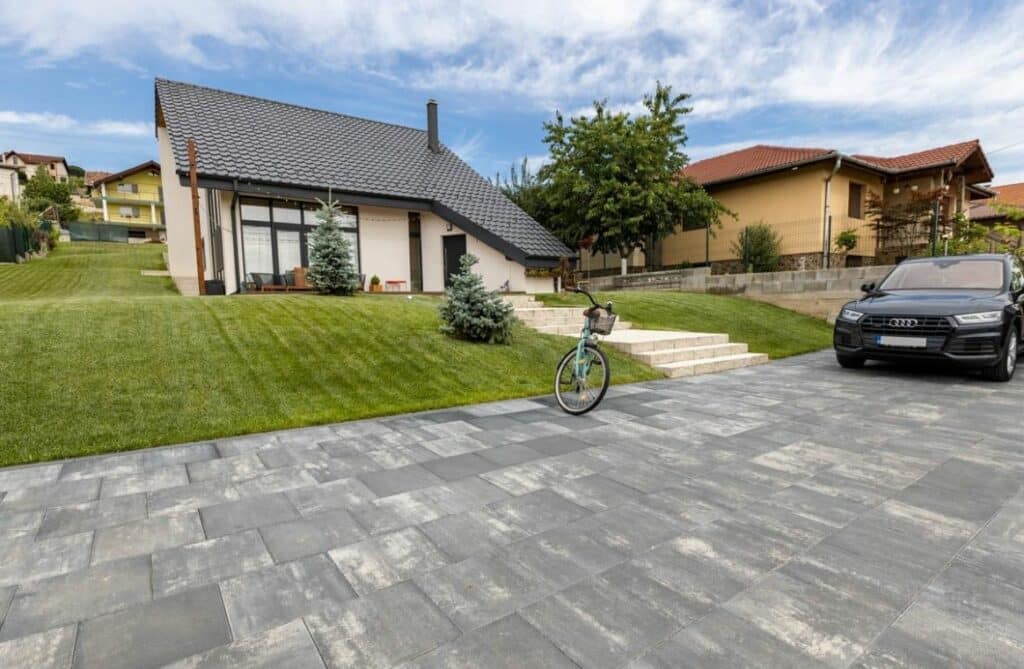 Pavajele - Pavaje - Cortina P4 - Granit - Setting