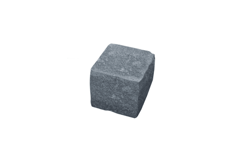 Pavajele - Piatra Naturala - Piatra Cubica Andezit Albini 8_8_8 cm cu o fata taiata - Andezit naturPavajele - Piatra Naturala - Piatra Cubica Andezit Albini 8_8_8 cm cu o fata taiata - Andezit natur